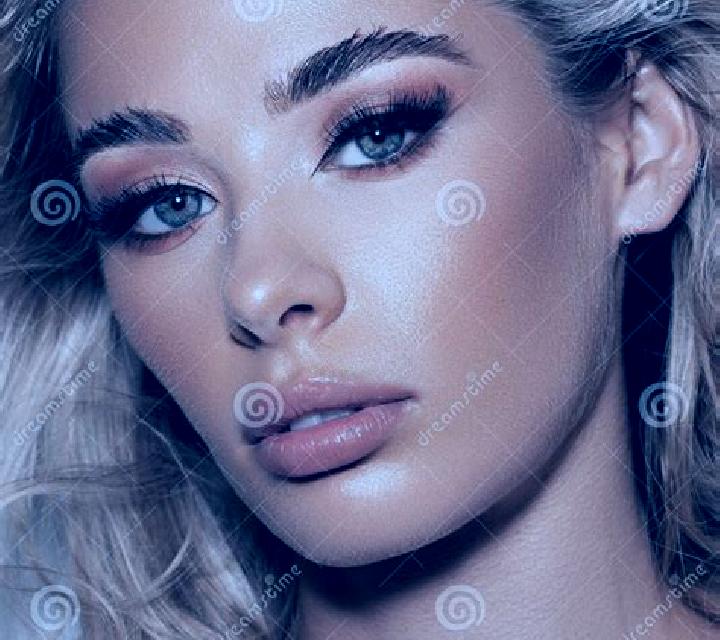 Marta 2 L Eliana escort