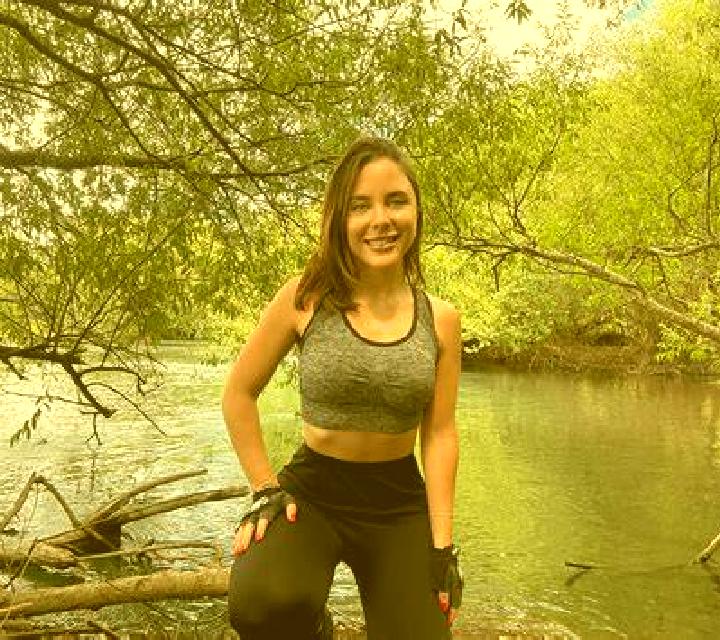 Marta Fonsagrada escort