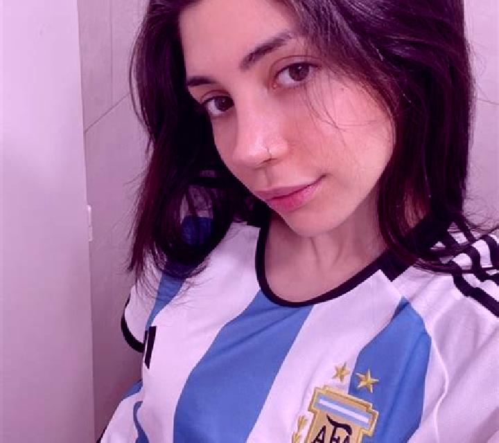 Martina 2 Covelo escort