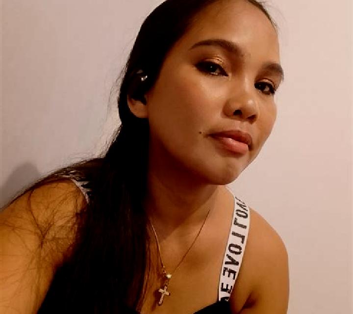 Martina Piernigas escort