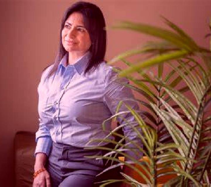 Miriam Guardo escort