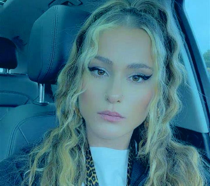 Nadia Cabezamesada escort