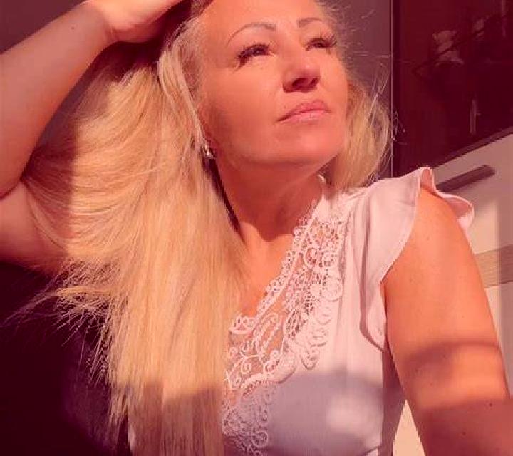 Nadia Fuente del Maestre escort