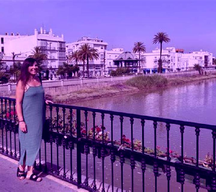 Ángela Broto escort