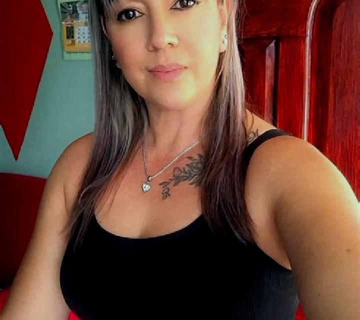 Noa Taragudo escort