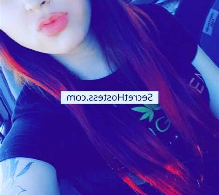 Nora Piedralaves escort