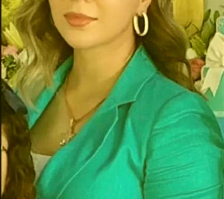 Nora Setiles escort