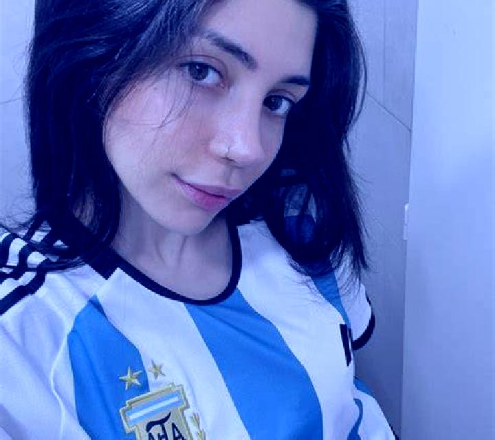 Olivia 3 Esplegares escort