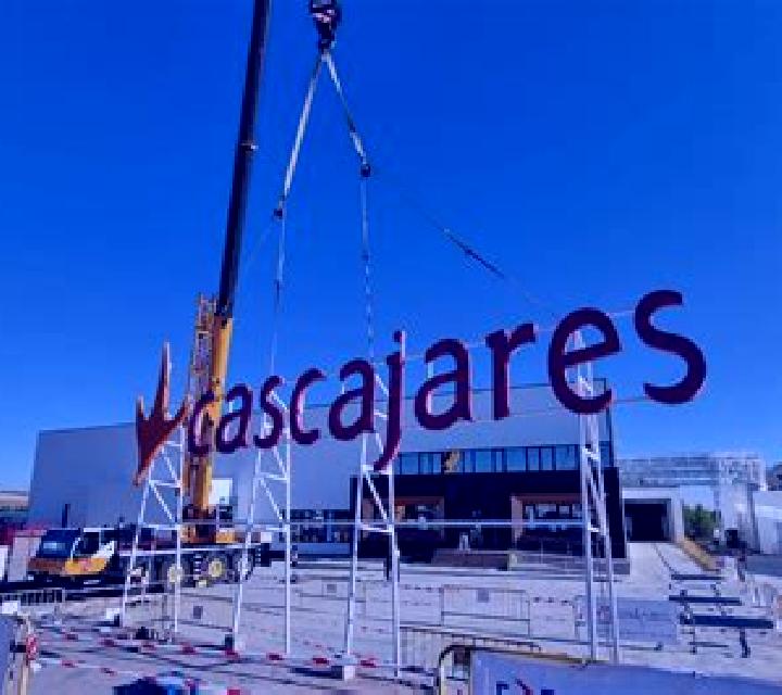 Paloma Ortuella escort
