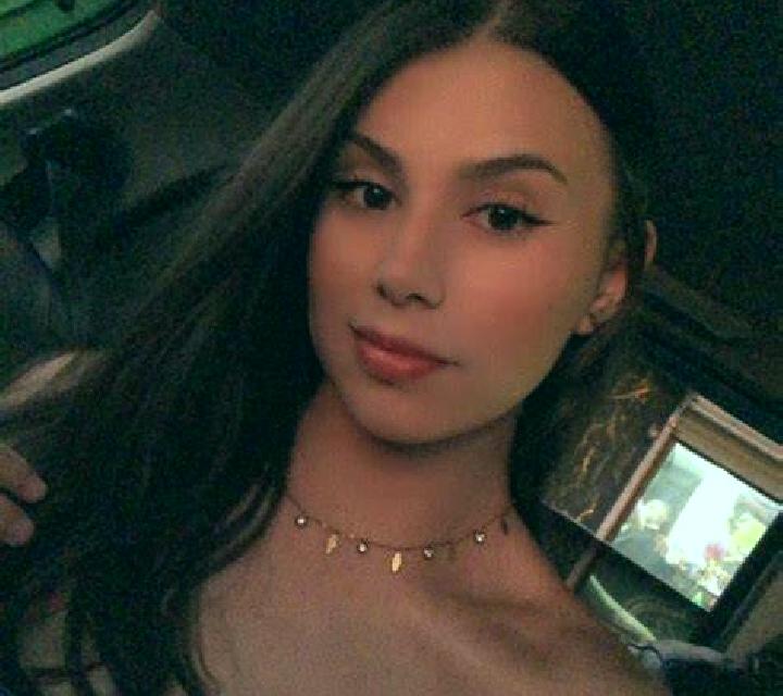 Paula 2 Branosera escort