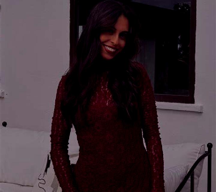 Paula 3 Medrano escort
