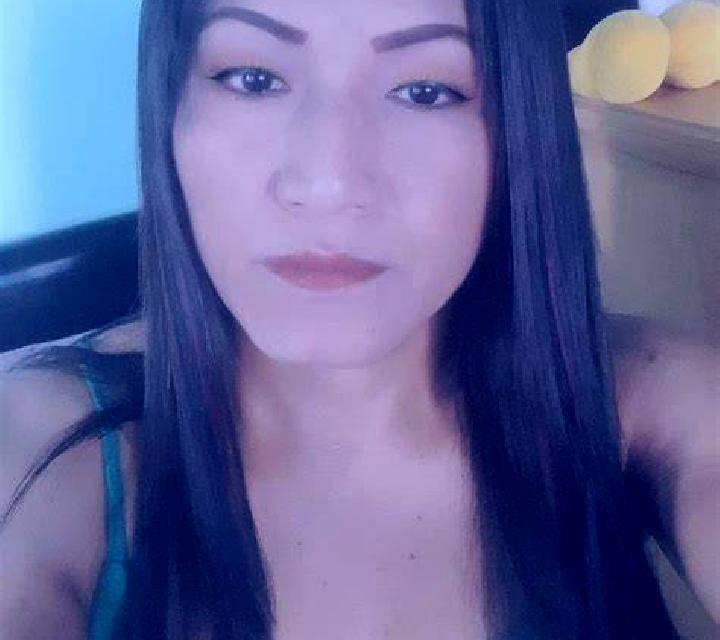Paula 3 Olost escort