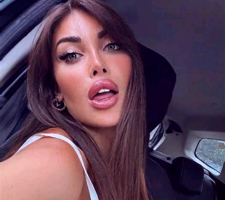 Paula Berge escort