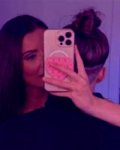 Regina 2 Pola de Siero escort