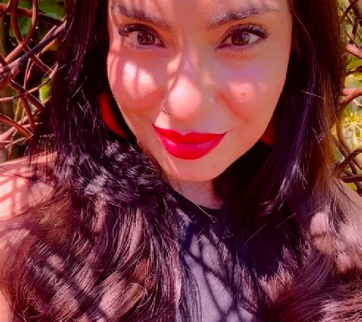Regina Fuente la Reina escort