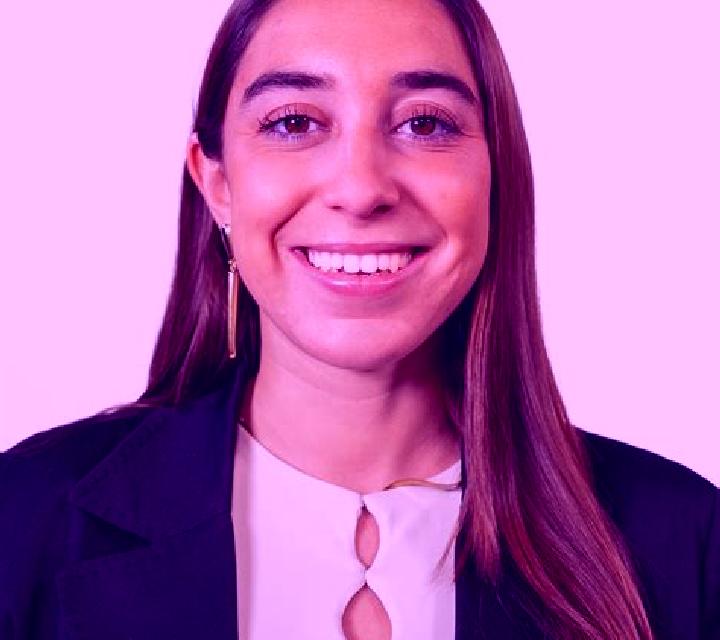 Regina Jarque de la Val escort
