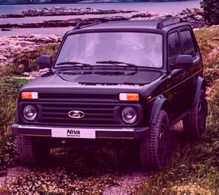 Regina Mirabel escort