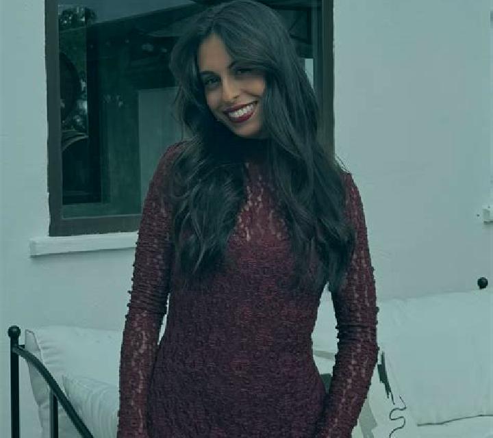 Renata Ibros escort