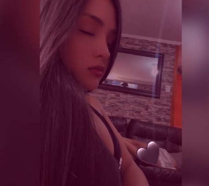 Renata Pola de Allande escort