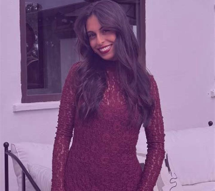 Rosa 2 Nepas escort