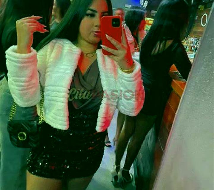 Rosa Alosno escort