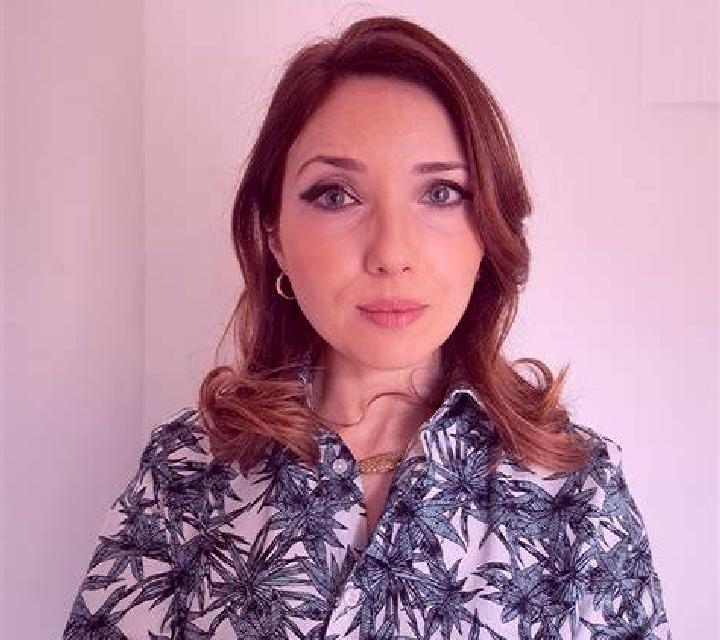 Salma 2 Semillas escort