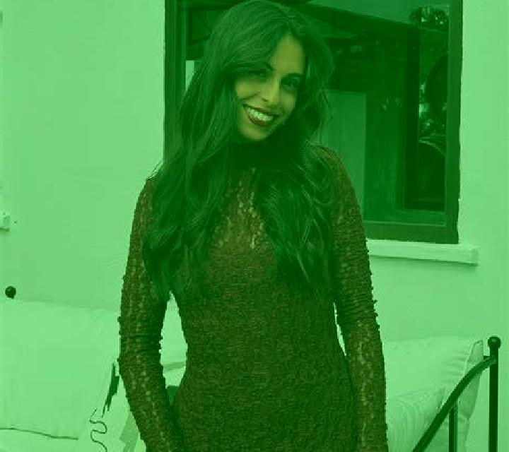 Salma 3 Zarra escort