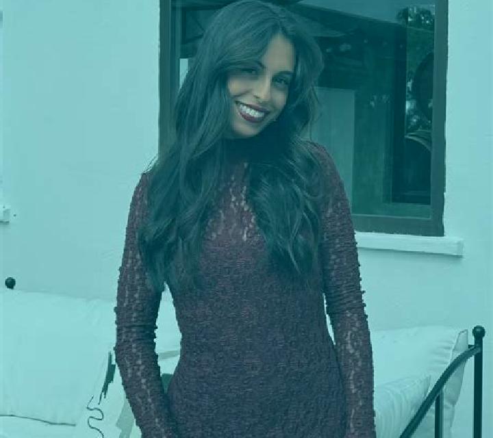 Sara 3 Sarinena escort