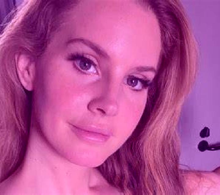 Sara Pampliega escort