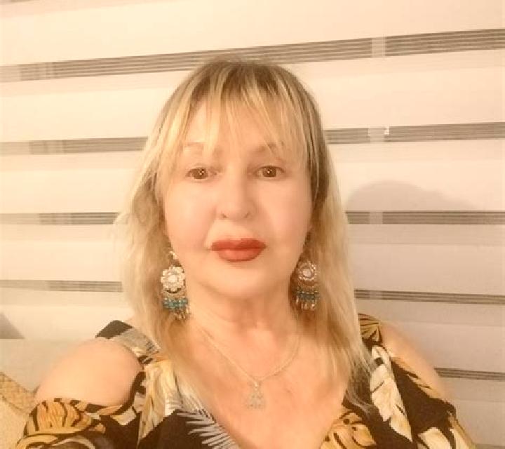 Selene 2 Totanes escort