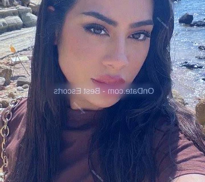 Selene 3 Cervera del Maestre escort