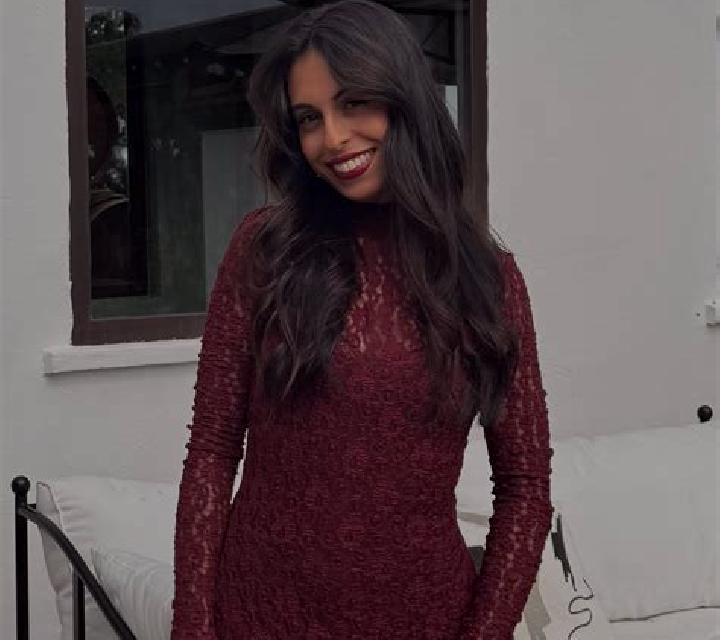 Selene 3 Huete escort