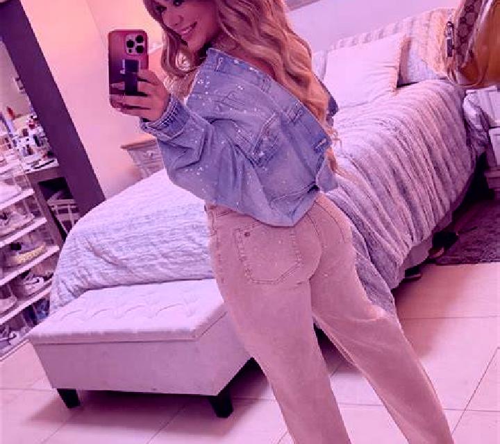 Sofía 3 Relleu escort