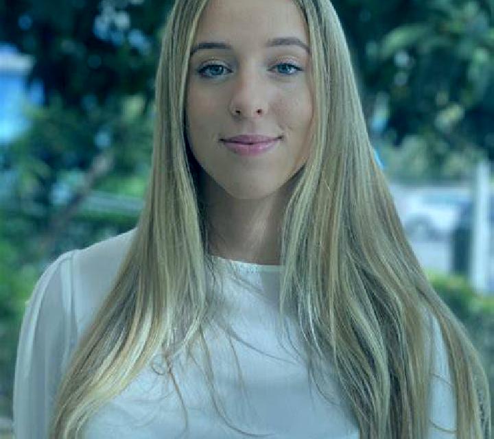 Valentina 3 Urda escort