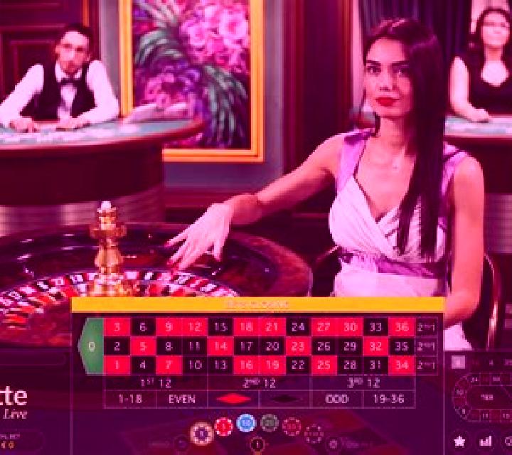 Valentina Palol de Revardit escort