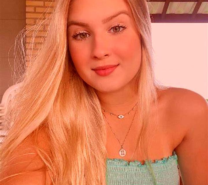 Valentina Torrebesses escort