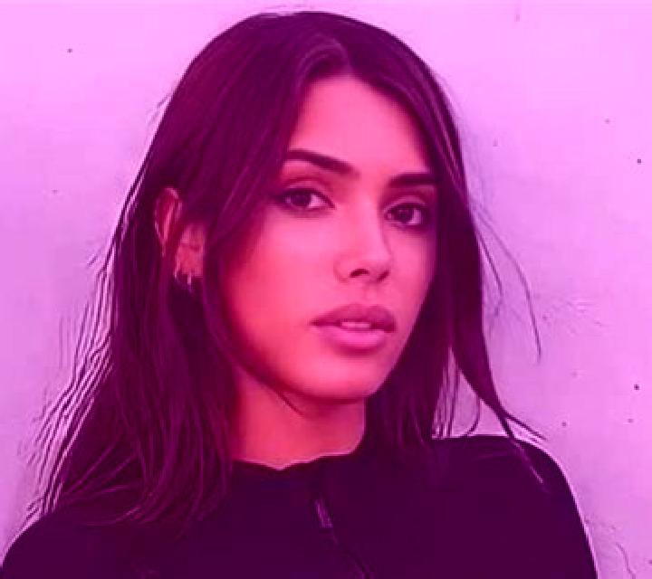 Valentina Vilamacolum escort