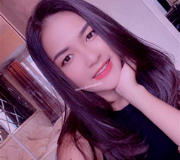 Verónica Mochales escort