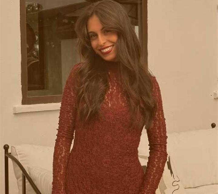 Yasmin 2 Fontioso escort