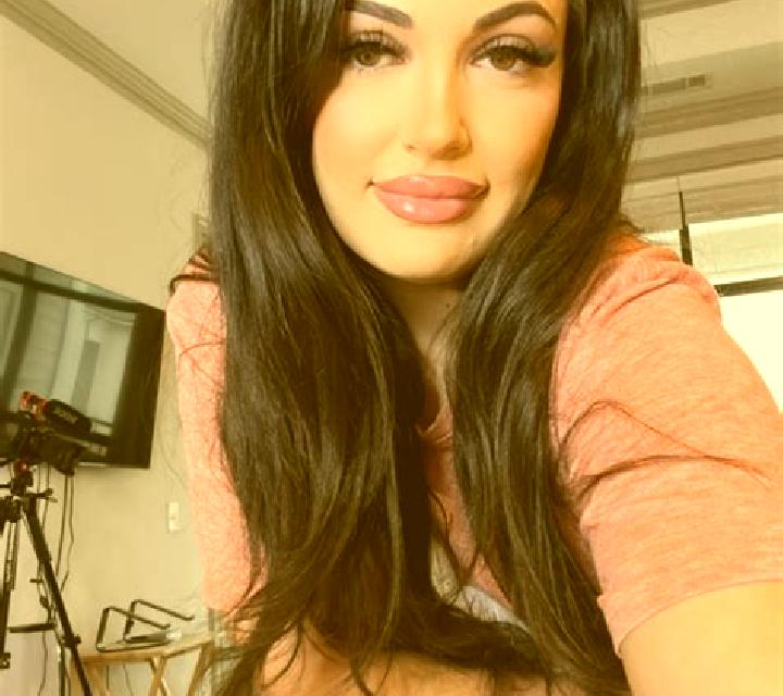 Yasmin 3 Pacifico escort