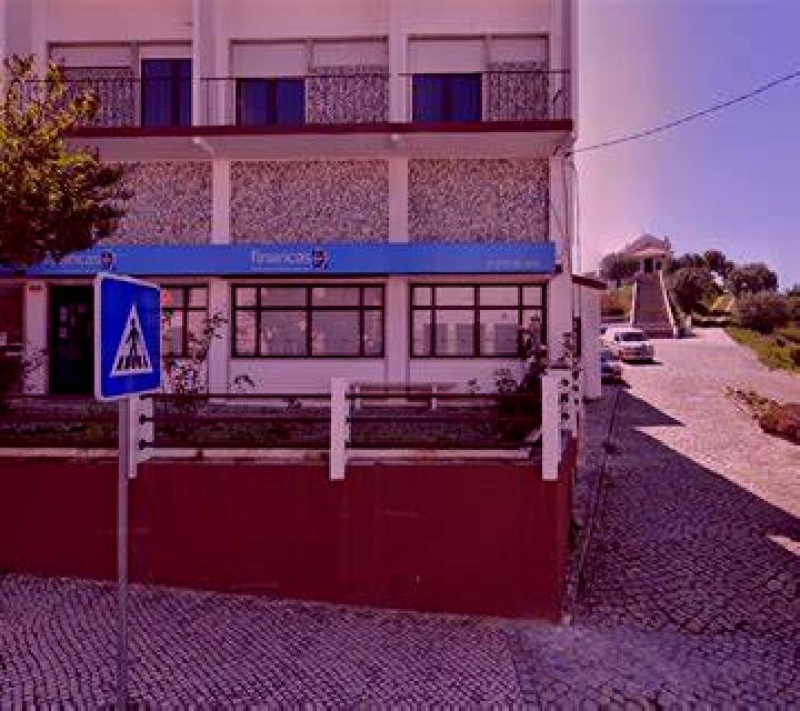 Zara 2 Gallocanta escort